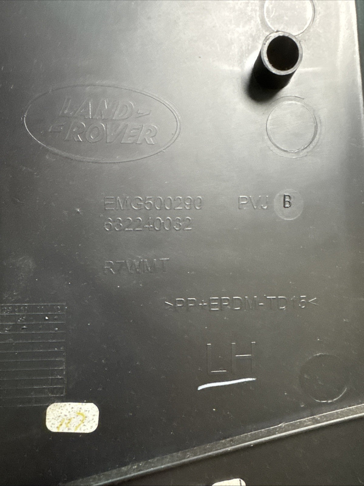 Land Rover Discovery 3 B Post Left Trim EMG500290