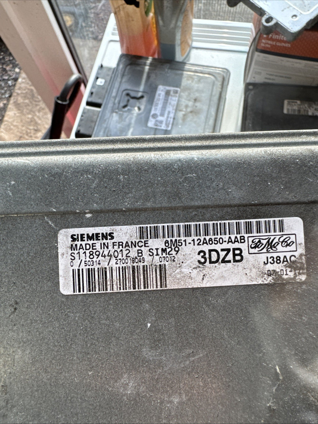 2007 FORD FOCUS 1.6 ENGINE CONTROL UNIT ECU 6M5112A650AAB