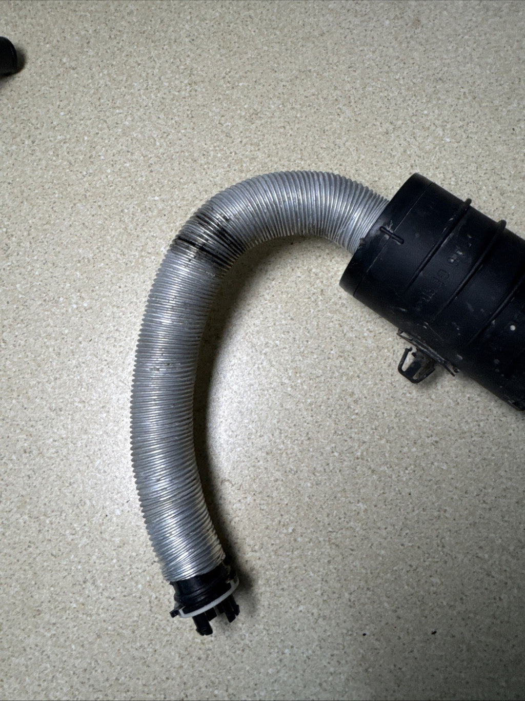 Landrover Discovery 3 Webasto Heater Intake