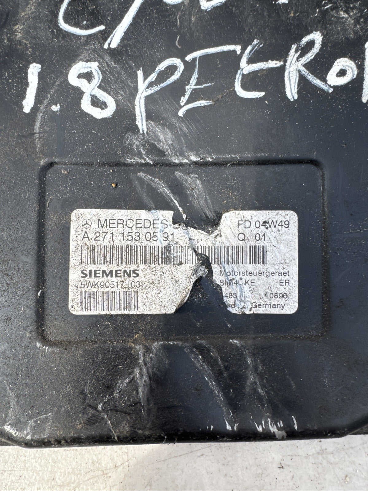 Mercedes C180  1.8 PETROL Ecu A2711530591