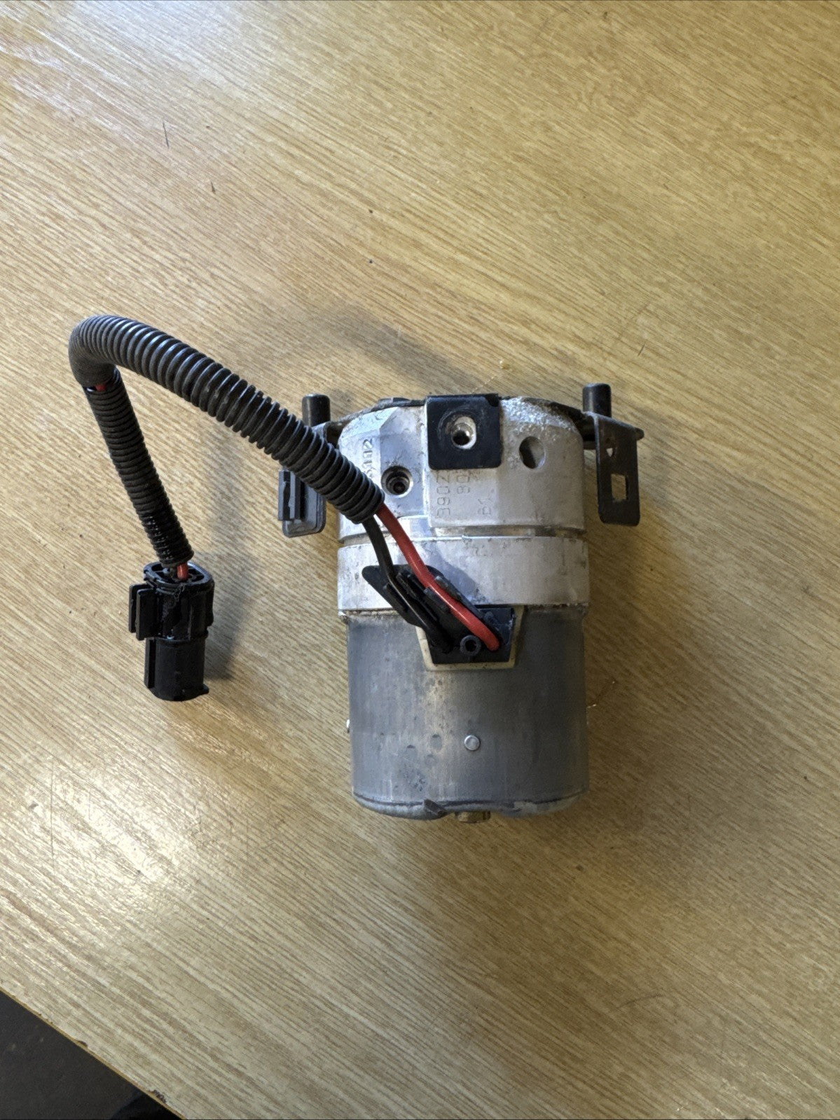 LAND ROVER VOGUE  BRAKE TRACTION PUMP DPA12V0130108