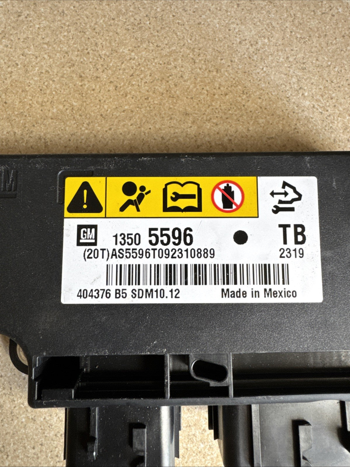 VAUXHALL ASTRA J MK6 GENUINE AIR BAG SRS MODULE UNIT 13505596