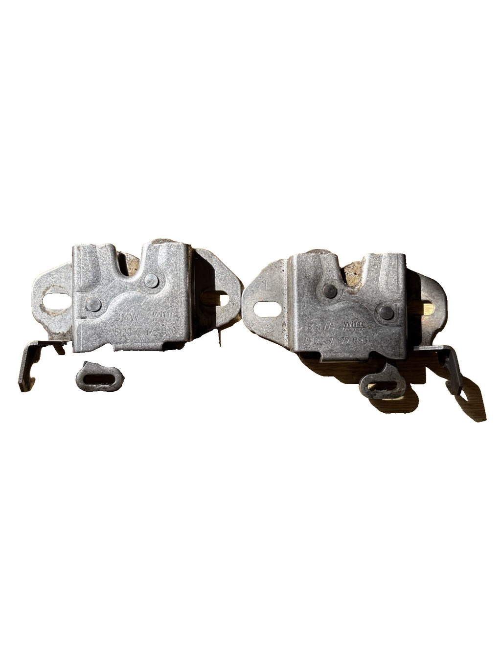 2007 BMW E85 E86 Z4 2.5i 2 X BONNET LATCH LOCK SET PAIR 7172085 OEM GENUINE