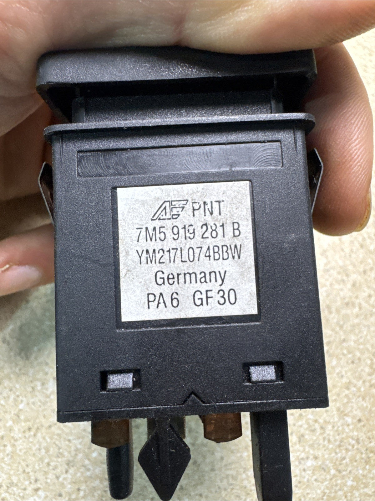 Ford Galaxy Mk2 Parking Aid Control Switch Sensor Button 7M5919281B 2000 - 2006