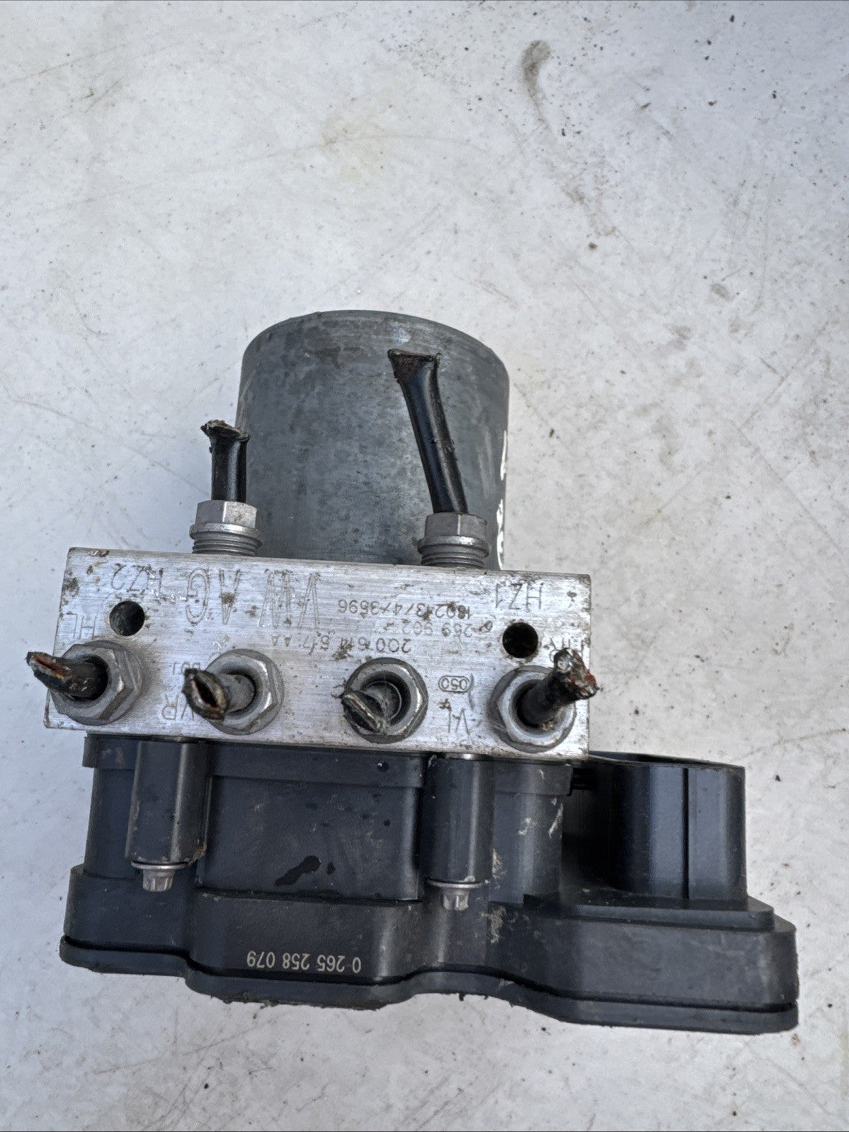 VOLKSWAGEN POLO ABS CONTROL MODULE ECU PUMP 2Q0614517AA MK6 AW 2017 - 2025