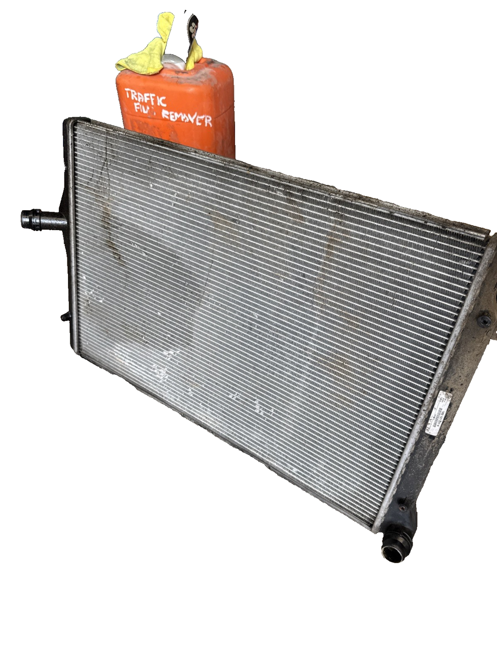 Volkswagen Golf Water Coolant Radiator & Ac 1k0121251n Mk5 2.0 Petrol