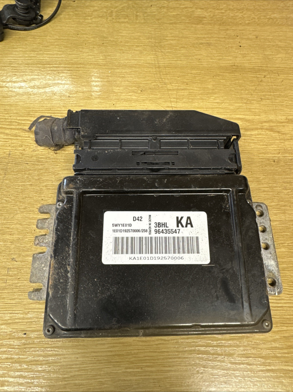 Chevrolet Lacetti 1.4 Petrol Engine Control Module Unit 96435547 5WY1E01C