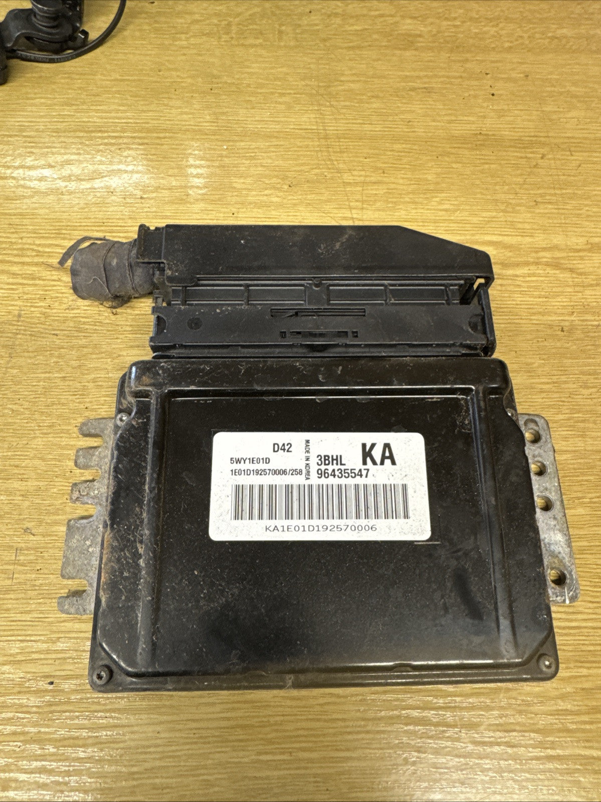 Chevrolet Lacetti 1.4 Petrol Engine Control Module Unit 96435547 5WY1E01C
