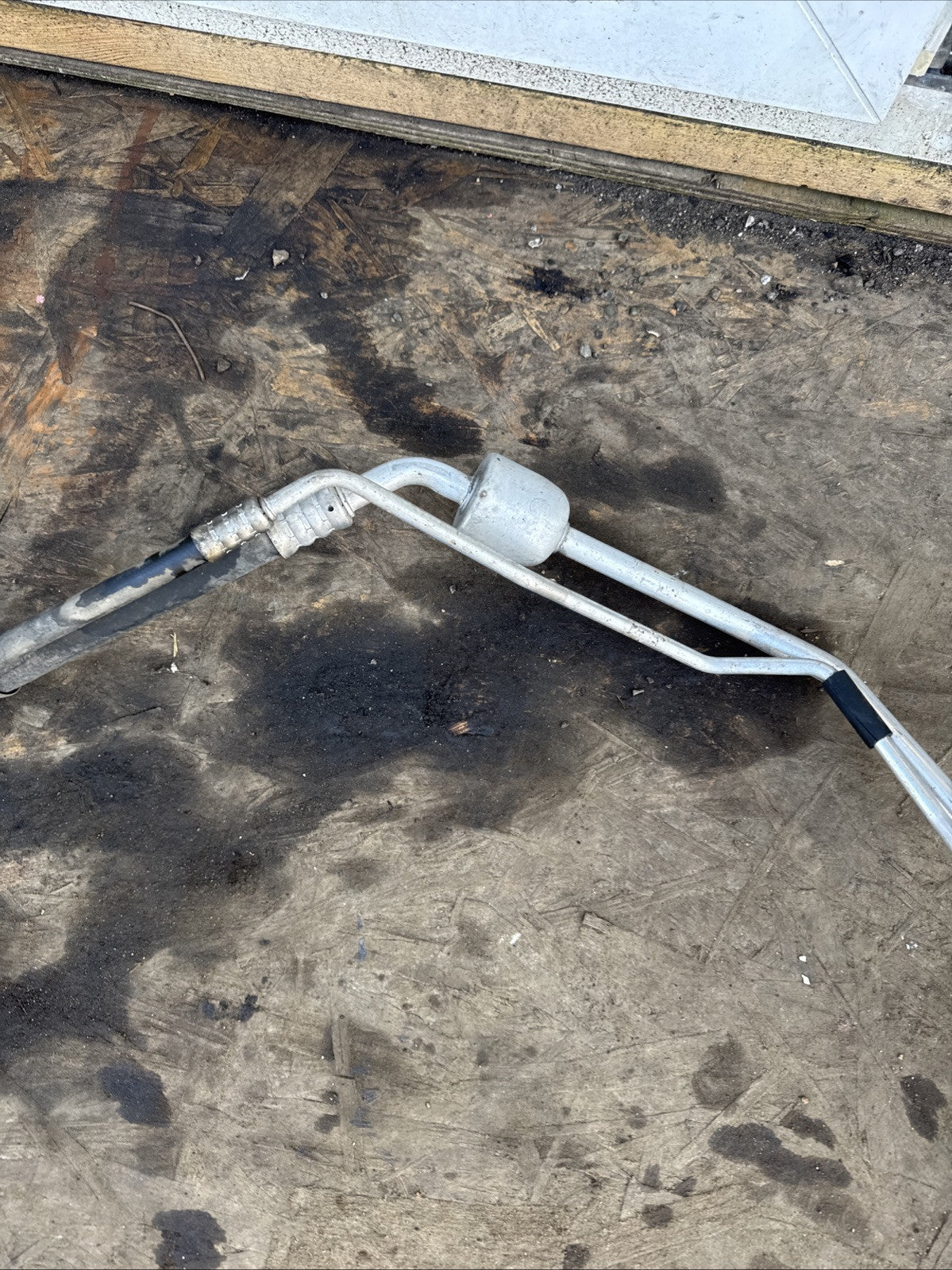 Vauxhall Corsa E Air Con A/C Hoses Pipe 1.0 Petrol