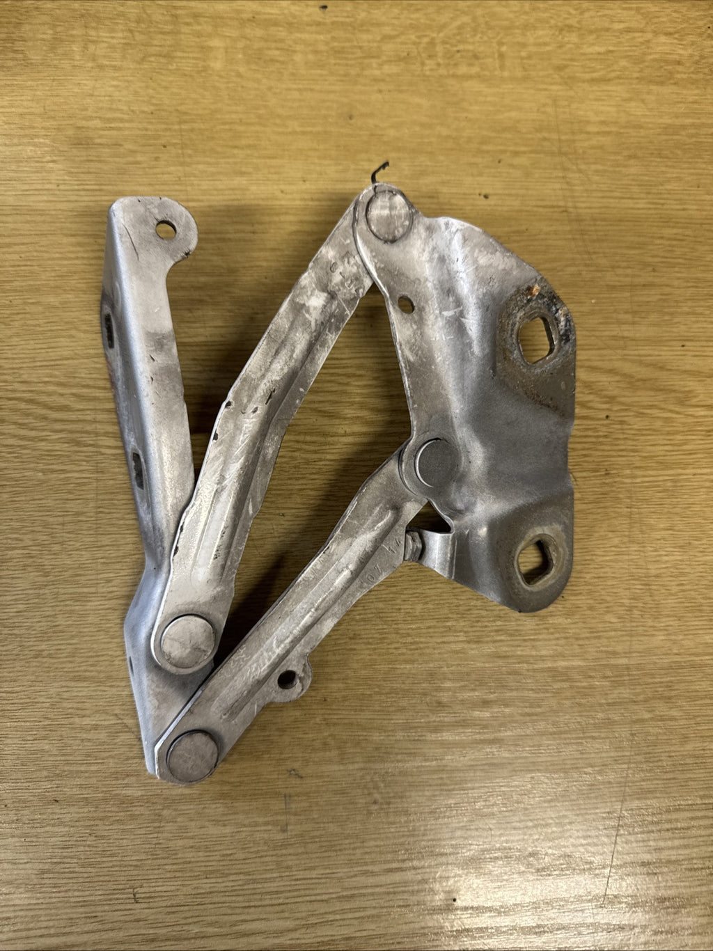 Ford Transit Custom MK8 BONNET HINGE DRIVERS 2013-2016 BK2116800A