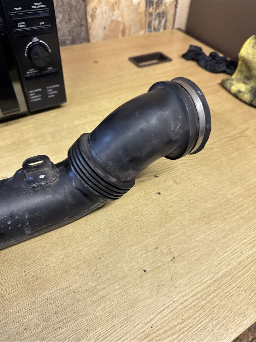 RANGE ROVER SPORT L320 2006 2.7TDV6 AIR INTAKE PIPE HOSE PHD000603