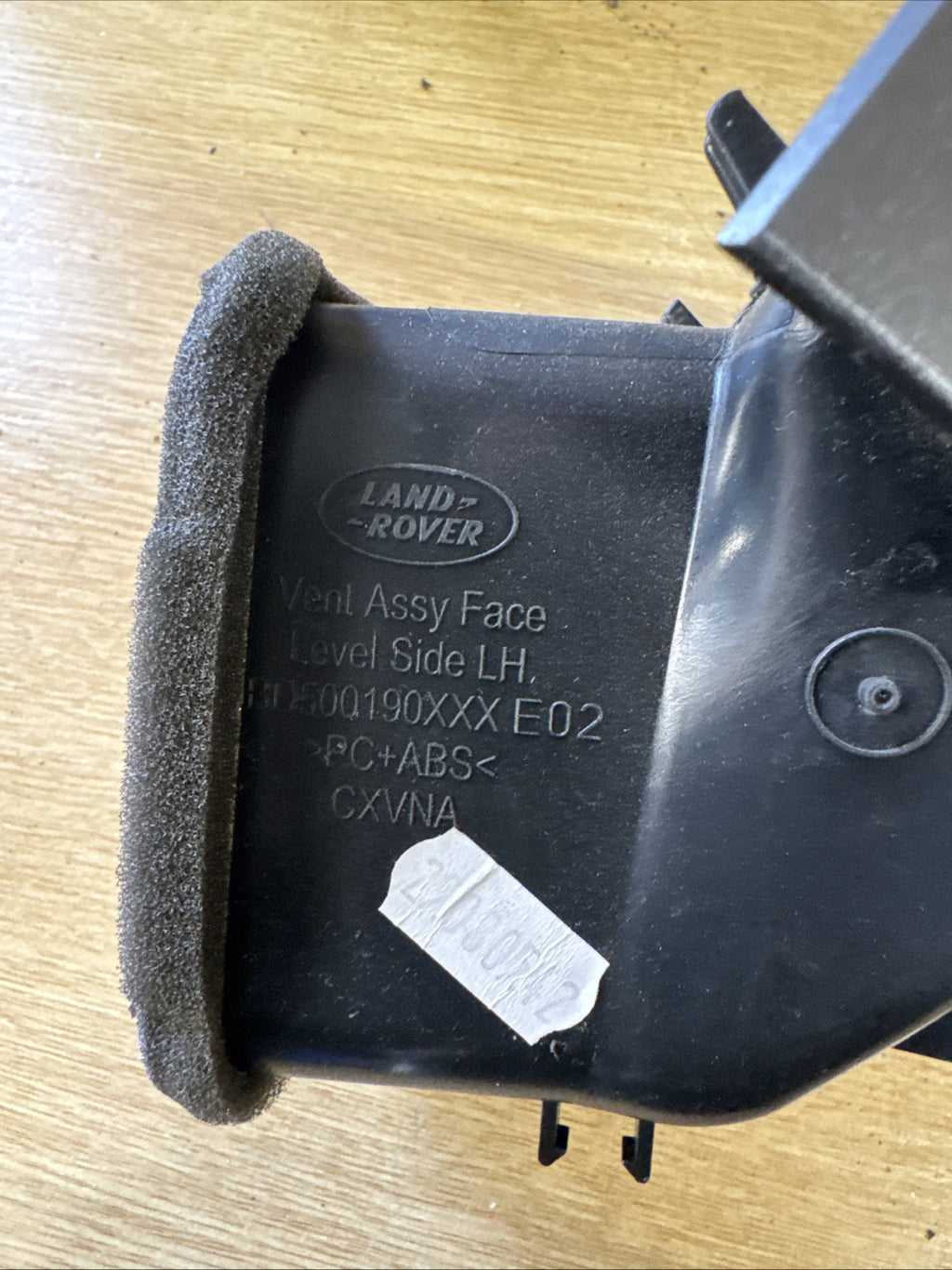 2005-2009 RANGE ROVER SPORT 2.7 DIESEL PASSANGER SIDE AIR VENT JBD500190XXX