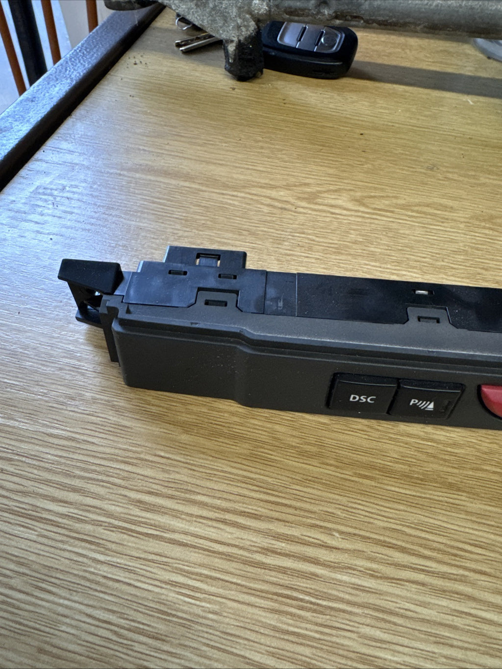 2005 LAND ROVER RANGE ROVER SPORT TDV6 HAZARD WARNING SWITCH YUL500570WUX